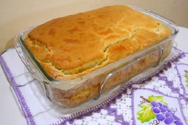 Torta de frango no liquidificador.