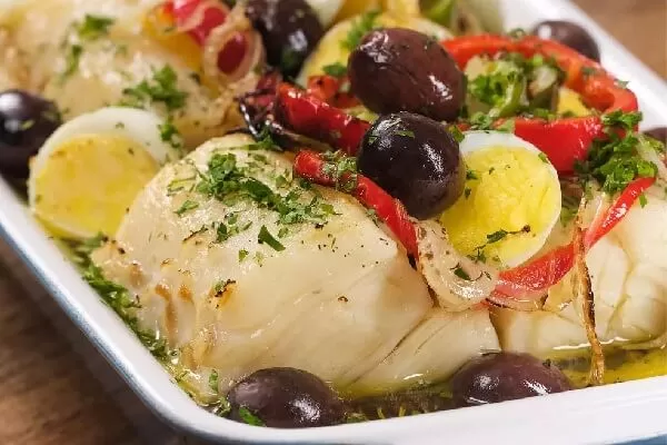 Bacalhoada de forno fácil de fazer