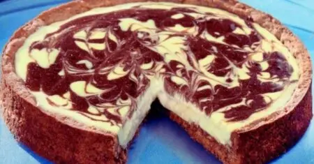 Torta de chocolate marmorizada