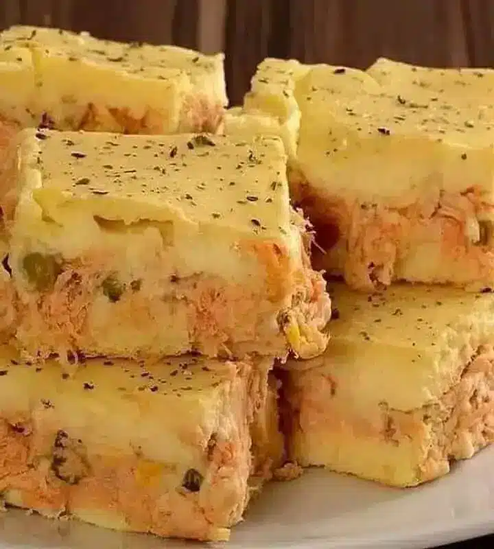 Torta cremosa de batata com frango