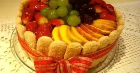 Receita de bolo de frutas fácil de fazer