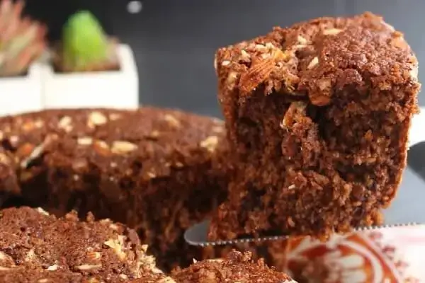 Bolo de chocolate com aveia