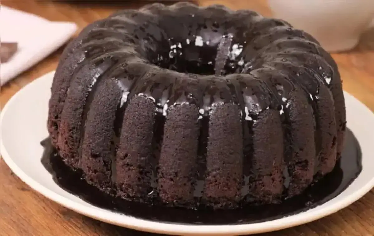 Bolo de chocolate rápido e fácil de preparar