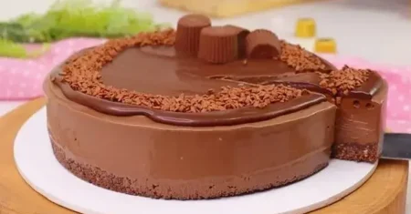 Torta mousse de chocolate alpino deliciosa