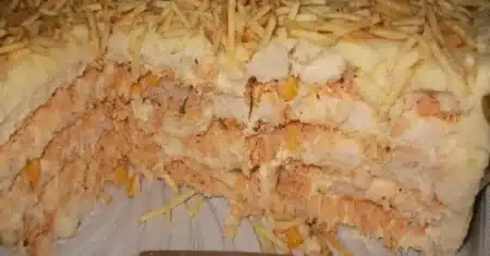 Receita de torta de pão de forma recheada com frango